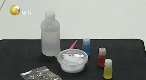 这种危险玩具在学校门口依然有卖 千万别给孩子买了